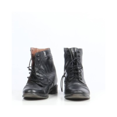 Botas e botinhas / MONOPRIX / 39