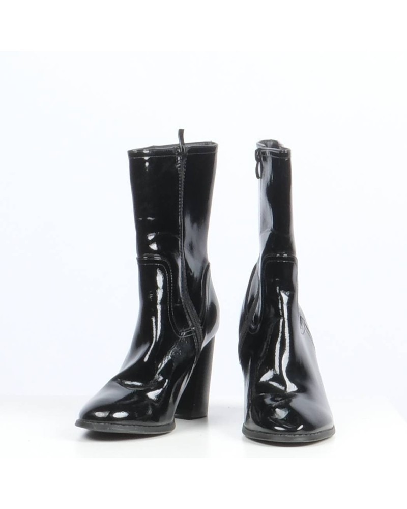 Botas y botines / 37